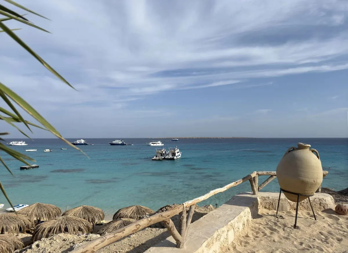 Mahmya Island Day — view 3