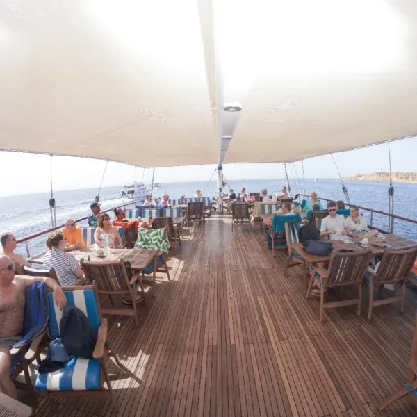 Pirates Sailing Yacht to Orange Bay — view 2